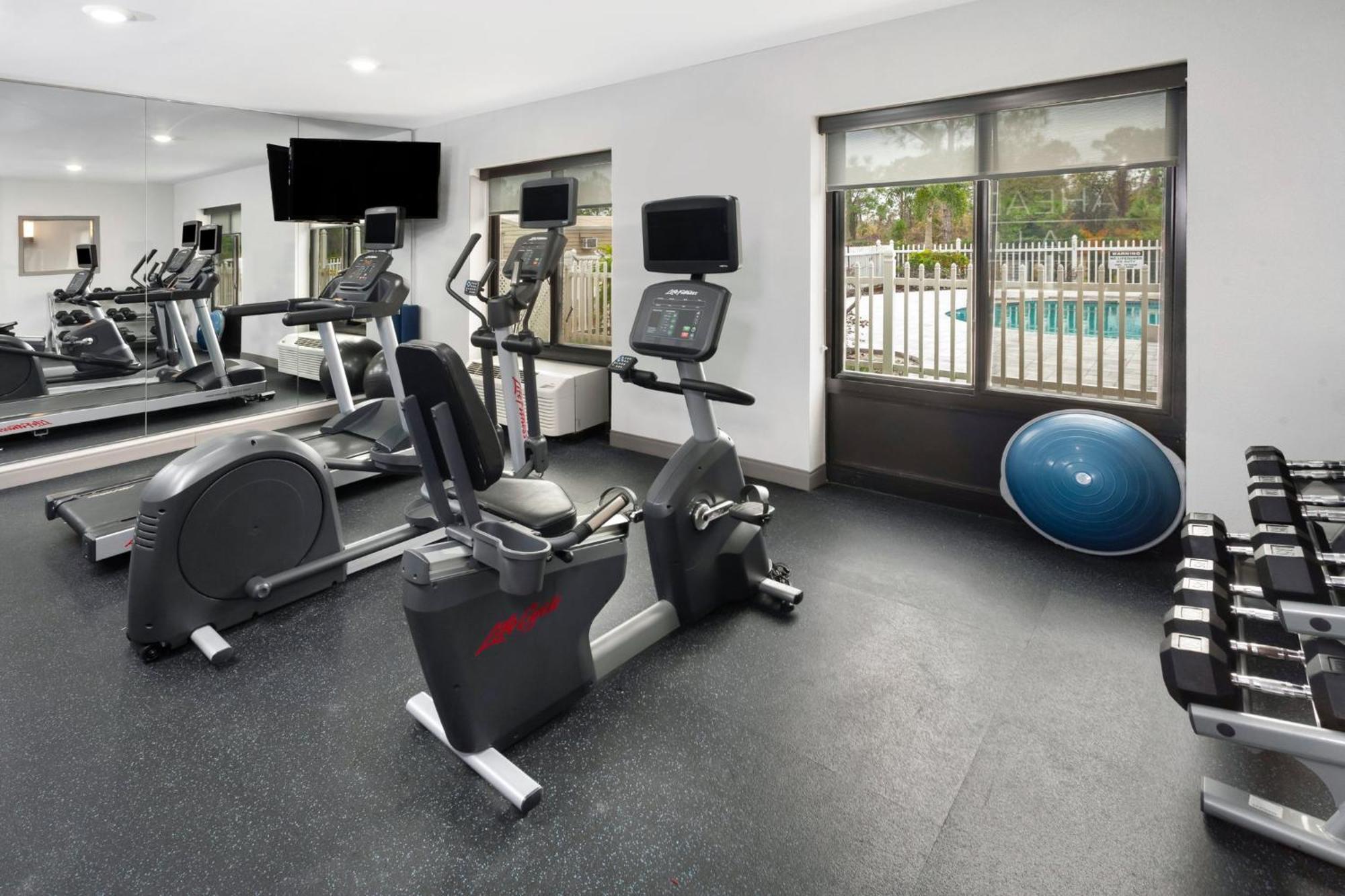 Holiday Inn Express & Suites Sebring By Ihg Dış mekan fotoğraf